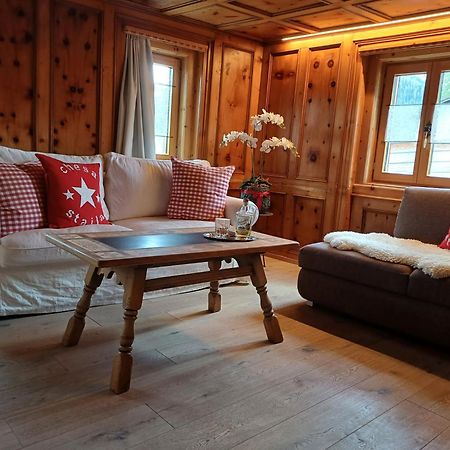 Hotel Chesa Staila La Punt-Chamues-ch Zewnętrze zdjęcie