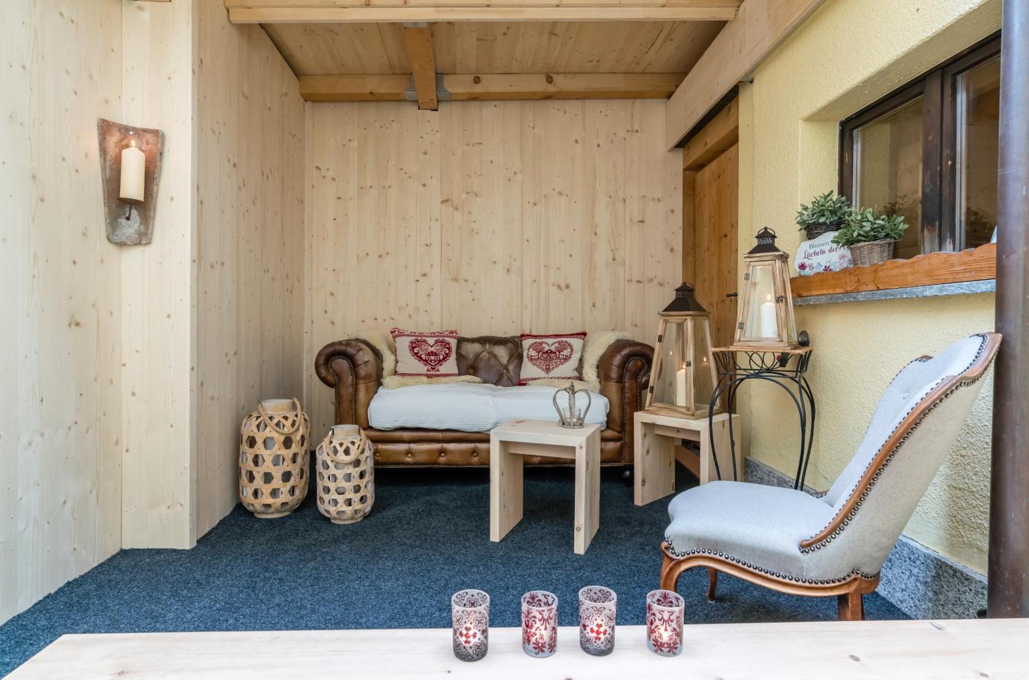 Hotel Chesa Staila La Punt-Chamues-ch Zewnętrze zdjęcie