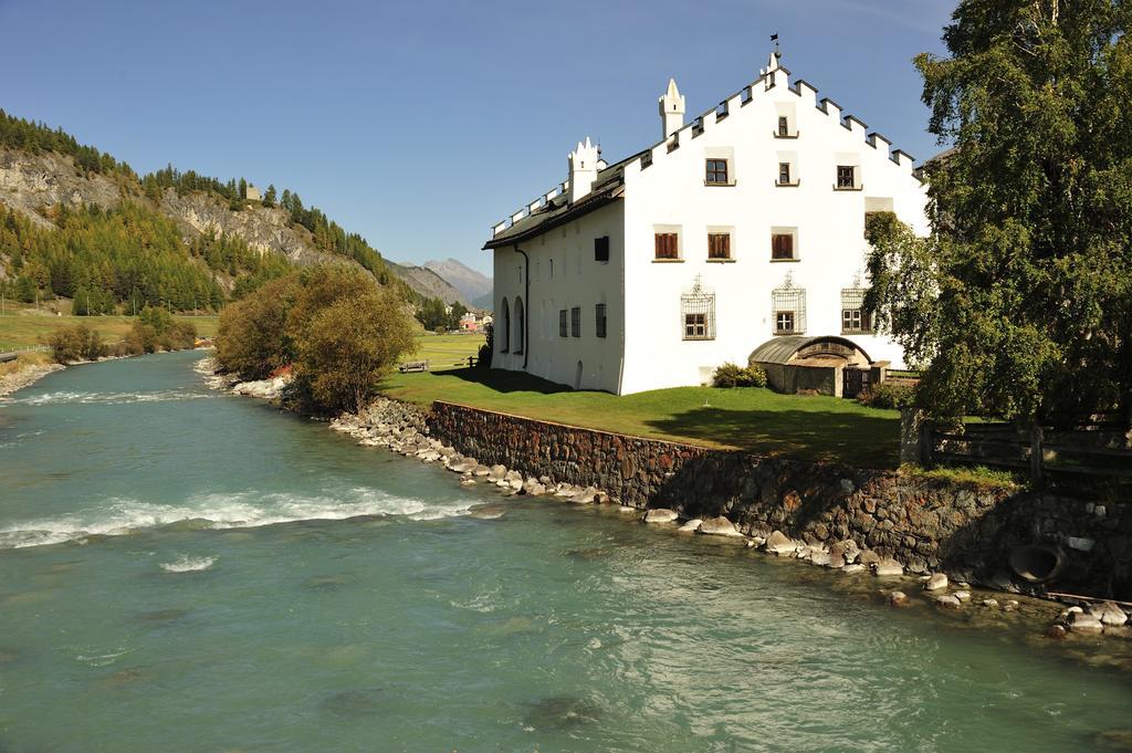Hotel Chesa Staila La Punt-Chamues-ch Zewnętrze zdjęcie