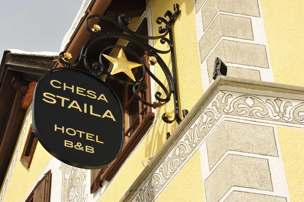 Hotel Chesa Staila La Punt-Chamues-ch Zewnętrze zdjęcie